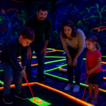 Avis sur Goolfy-Lille : tout savoir avant de tester le mini-golf fluo en famille